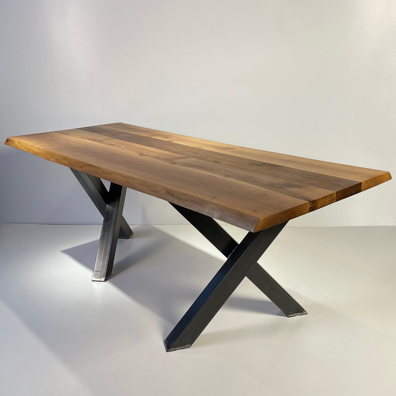 Walnut Dining Table EXCENTRIC-K - 200x80/h74 cm - Coyaconeya